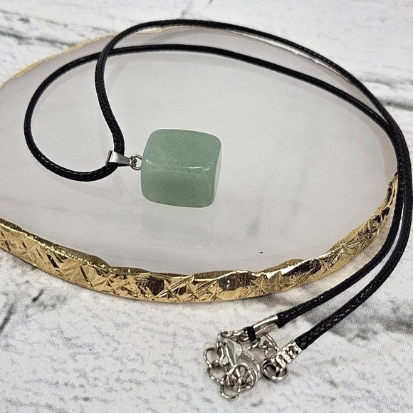 Green Aventurine Natural Stone Cube Necklace with 18in Black Chain SN19 - Picture 2 of 4